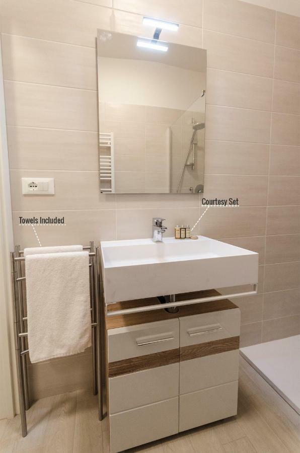 Le Torri Suite, Davanzale Vista Due Torri Bolonya Dış mekan fotoğraf